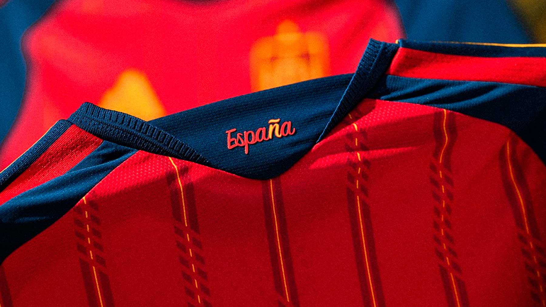 Así es la nueva camiseta de la Selección Española de Fútbol (RFEF).
