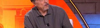 Carlos Bardem en el plató de Malas lenguas noche (RTVE).
